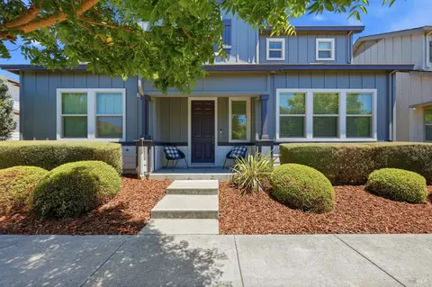 2318 Avignon Cir, Santa Rosa, CA 95403