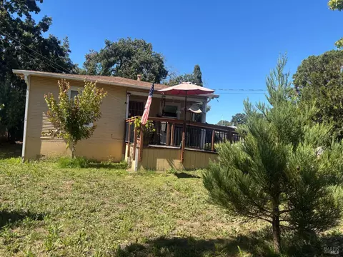3827 Finley Ave, Santa Rosa, CA 95407