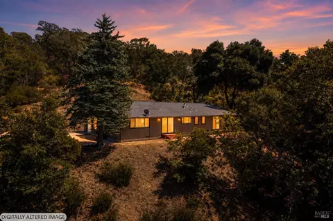 4555 E Side Calpella Rd, Ukiah, CA 95482