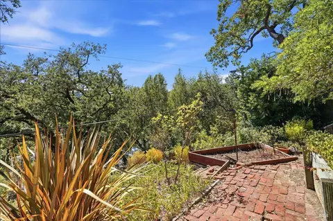 34 Hillside Dr, Fairfax, CA 94930 photo 5