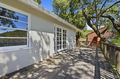 34 Hillside Dr, Fairfax, CA 94930 photo 4