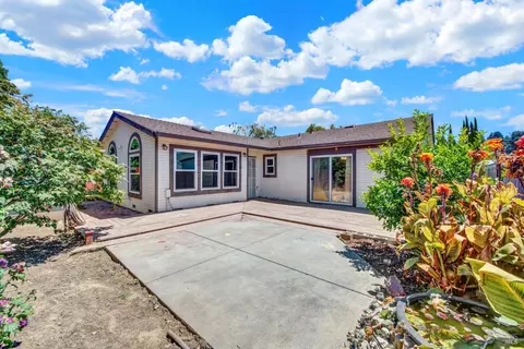 Exterior - 2247 Older Pl, Fairfield, CA 94533 photo 10 of 11