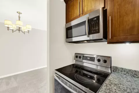 Kitchen - 4081 Clayton Rd #228, Concord, CA 94521 photo 5 of 7