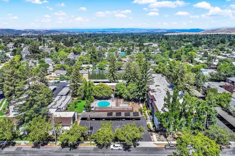 View/Area - 4081 Clayton Rd #228, Concord, CA 94521 photo 6 of 8
