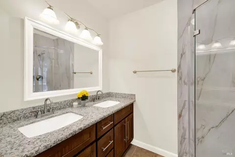 Bath - 4081 Clayton Rd #228, Concord, CA 94521 photo 3 of 6