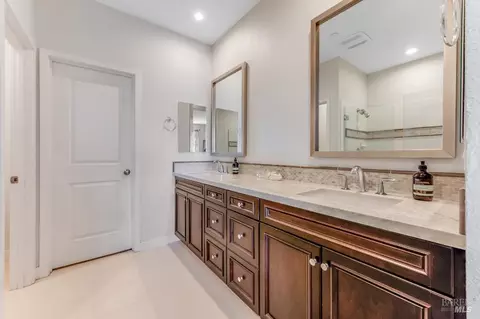 218 Johnson St, Windsor, CA 95492 photo 19