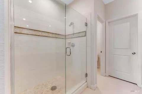 218 Johnson St, Windsor, CA 95492 photo 18