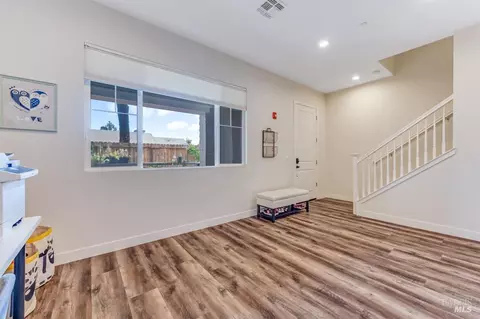 218 Johnson St, Windsor, CA 95492 photo 21