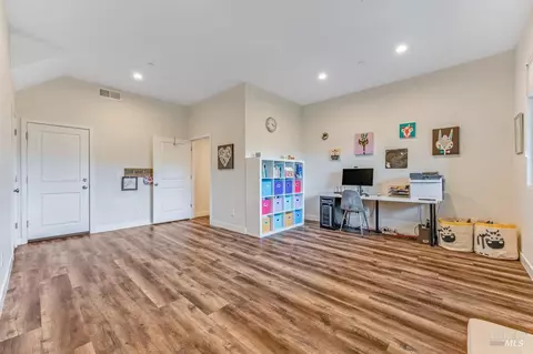 218 Johnson St, Windsor, CA 95492 photo 22