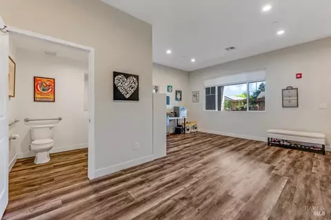218 Johnson St, Windsor, CA 95492 photo 24
