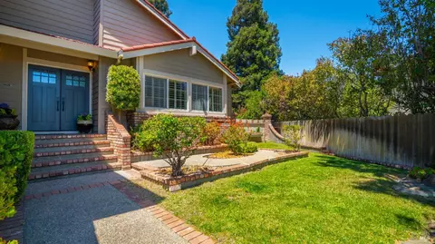 160 Shetland Ct, Vallejo, CA 94591 photo 4