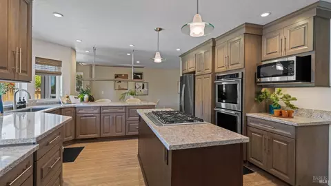 160 Shetland Ct, Vallejo, CA 94591 photo 18