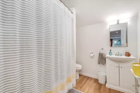 Bath - 9079 Middle Ter, Monte Rio, CA 95462 photo 1 of 2