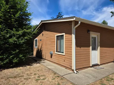 Exterior - 713 S Main St, Willits, CA 95490 photo 15 of 21