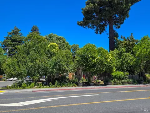 713 S Main St, Willits, CA 95490 photo 1