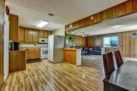 Kitchen - 113 Parkwood Dr, Vallejo, CA 94591 photo 1 of 4