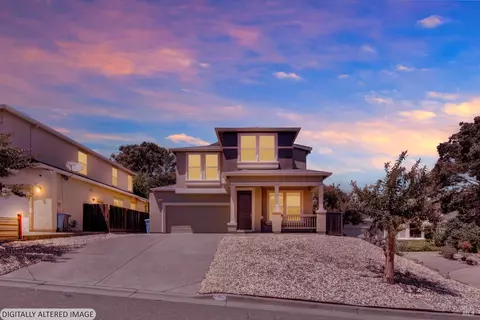 Exterior - 1073 Cabernet Ct, Vacaville, CA 95688 photo 9 of 10