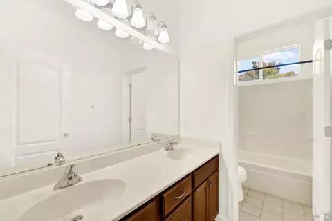 Bath - 1073 Cabernet Ct, Vacaville, CA 95688 photo 1 of 4