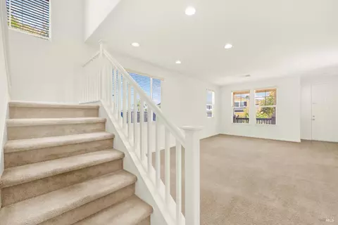 Living - 1073 Cabernet Ct, Vacaville, CA 95688 photo 6 of 6
