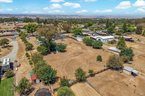 View/Area - 7582 Putman Rd, Vacaville, CA 95688 photo 4 of 5