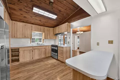 Kitchen - 7582 Putman Rd, Vacaville, CA 95688 photo 1 of 3