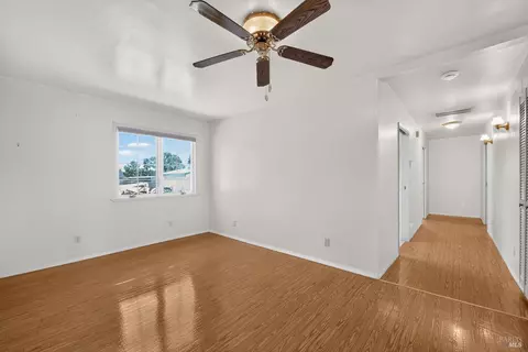 Living - 7582 Putman Rd, Vacaville, CA 95688 photo 5 of 7