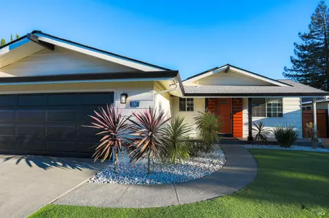 Exterior - 1367 Flint Way, Fairfield, CA 94533 photo 1 of 28