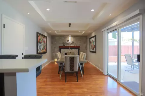 Dining - 1367 Flint Way, Fairfield, CA 94533 photo 4 of 7