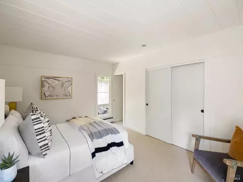 Bedroom - 4 Ames Ave, Ross, CA 94957 photo 7 of 9