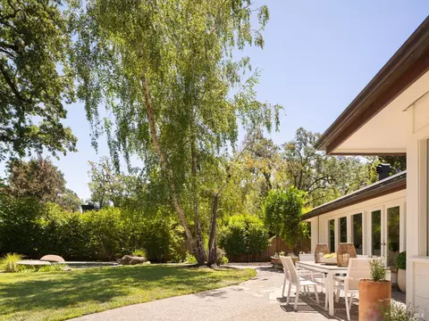 Exterior - 4 Ames Ave, Ross, CA 94957 photo 11 of 14