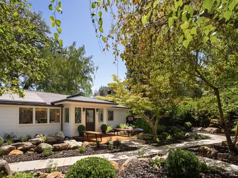 Exterior - 4 Ames Ave, Ross, CA 94957 photo 4 of 14