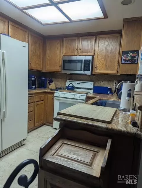 254 Souza Way, Vallejo, CA 94589 photo 2