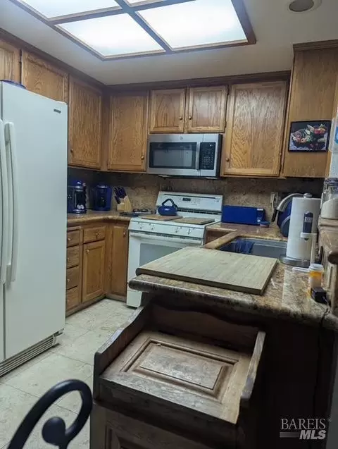 254 Souza Way, Vallejo, CA 94589 photo 2