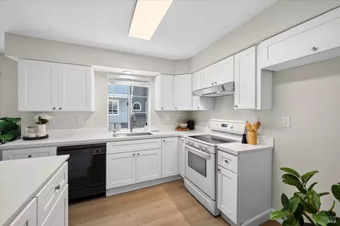 Kitchen - 466 E St, Benicia, CA 94510 photo 2 of 4