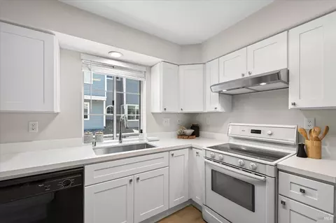 Kitchen - 466 E St, Benicia, CA 94510 photo 3 of 4