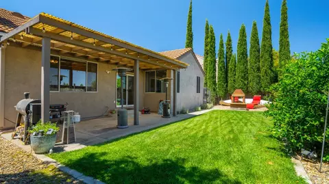 Exterior - 772 Derry Cir, Vacaville, CA 95688 photo 8 of 11