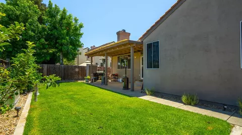 Exterior - 772 Derry Cir, Vacaville, CA 95688 photo 10 of 11