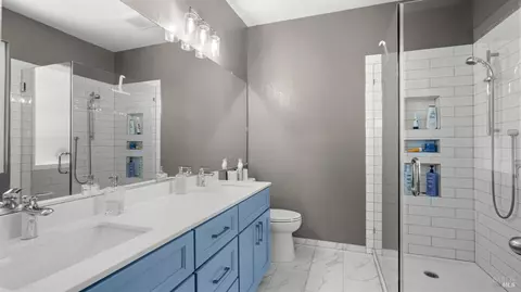 Bath - 772 Derry Cir, Vacaville, CA 95688 photo 1 of 3