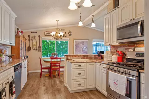 303 Robert Way, Napa, CA 94558 photo 8