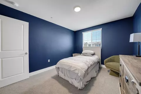 Bedroom - 3216 Center Dr, Fairfield, CA 94533 photo 4 of 8