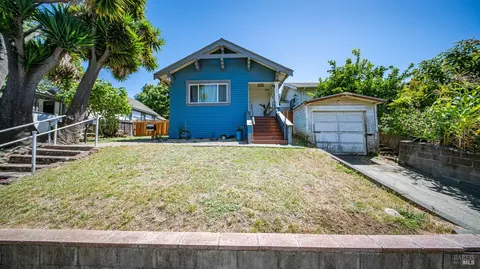 207 Alabama St, Vallejo, CA 94590 photo 3