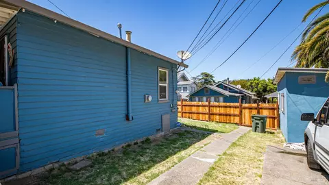 207 Alabama St, Vallejo, CA 94590 photo 9