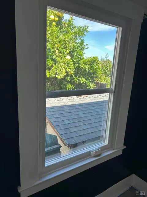 207 Alabama St, Vallejo, CA 94590 photo 17