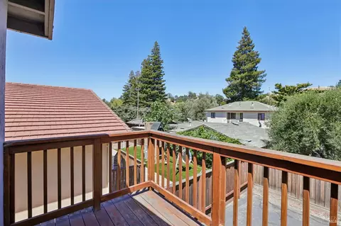 Exterior - 3121 Alhambra Ave, Martinez, CA 94553 photo 4 of 12