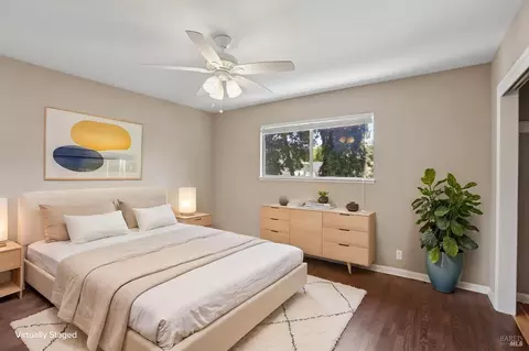 Bedroom - 3121 Alhambra Ave, Martinez, CA 94553 photo 9 of 12