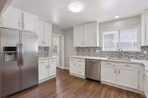 Kitchen - 3121 Alhambra Ave, Martinez, CA 94553 photo 1 of 3