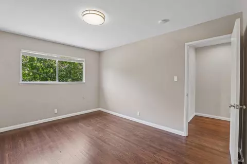 Bedroom - 3121 Alhambra Ave, Martinez, CA 94553 photo 3 of 12