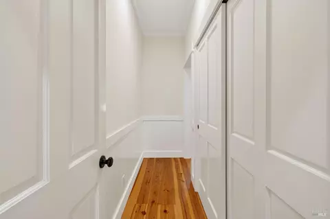 Entry Way - 5300 Old River Rd, Ukiah, CA 95482 photo 4 of 4
