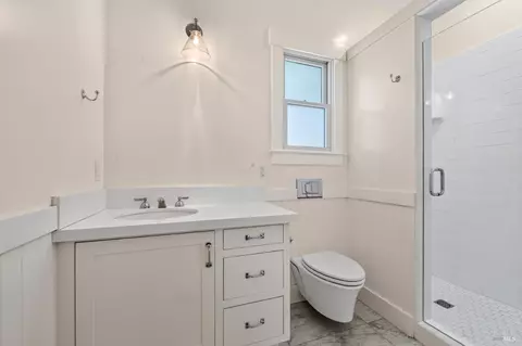 Bath - 5300 Old River Rd, Ukiah, CA 95482 photo 1 of 3