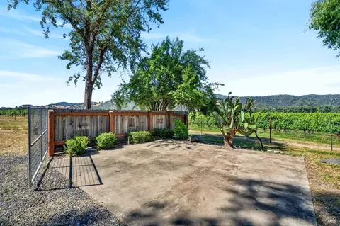 Exterior - 5300 Old River Rd, Ukiah, CA 95482 photo 17 of 19